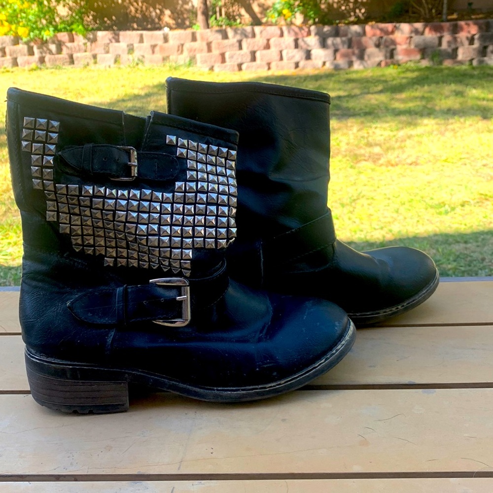 Black ankle boots